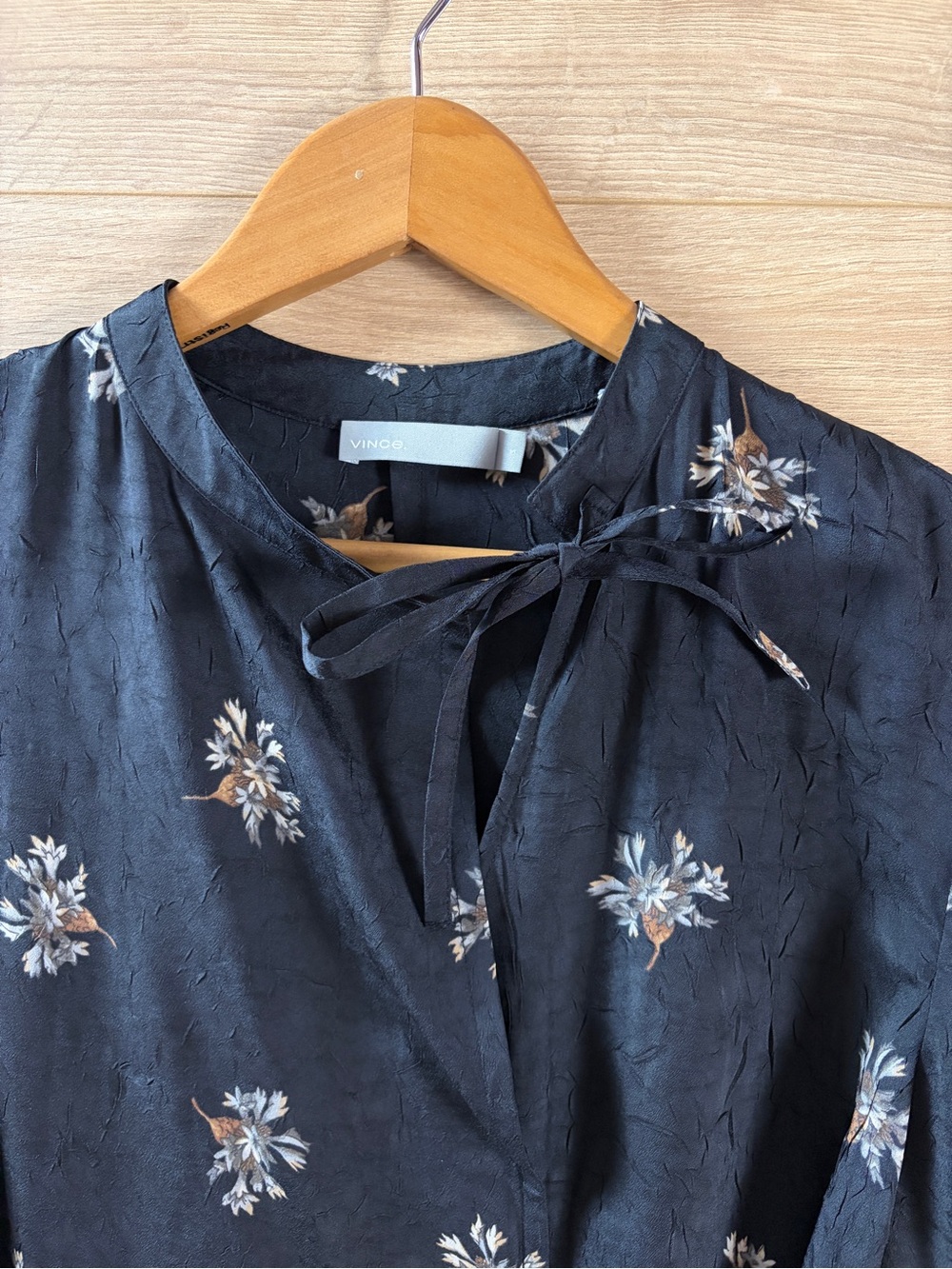 Vince Tossed Bouquet Floral Mandarin Tie Neck S Midi Dress Whimsigoth - Picture 9 of 14